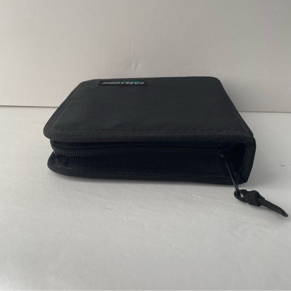 Case Logic 12 Disc CD/DVD Holder Wallet Style Canvas Case 12 Sleeves EXCELLENT - Picture 2 of 7